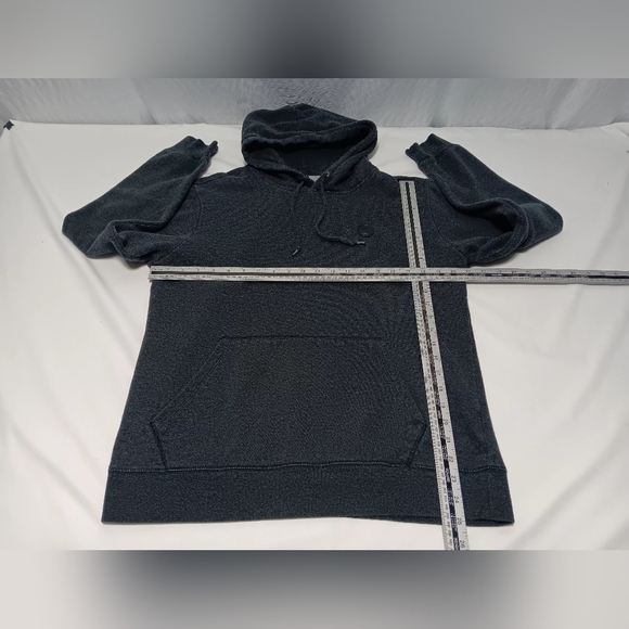 Volcom boys Hoodie.  Size L - Picture 4 of 8